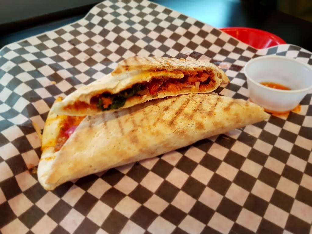 Mamajoun | restaurant | 209 Ellesmere Rd #6, Scarborough, ON M1R 4E2, Canada | 6473505686 OR +1 647-350-5686