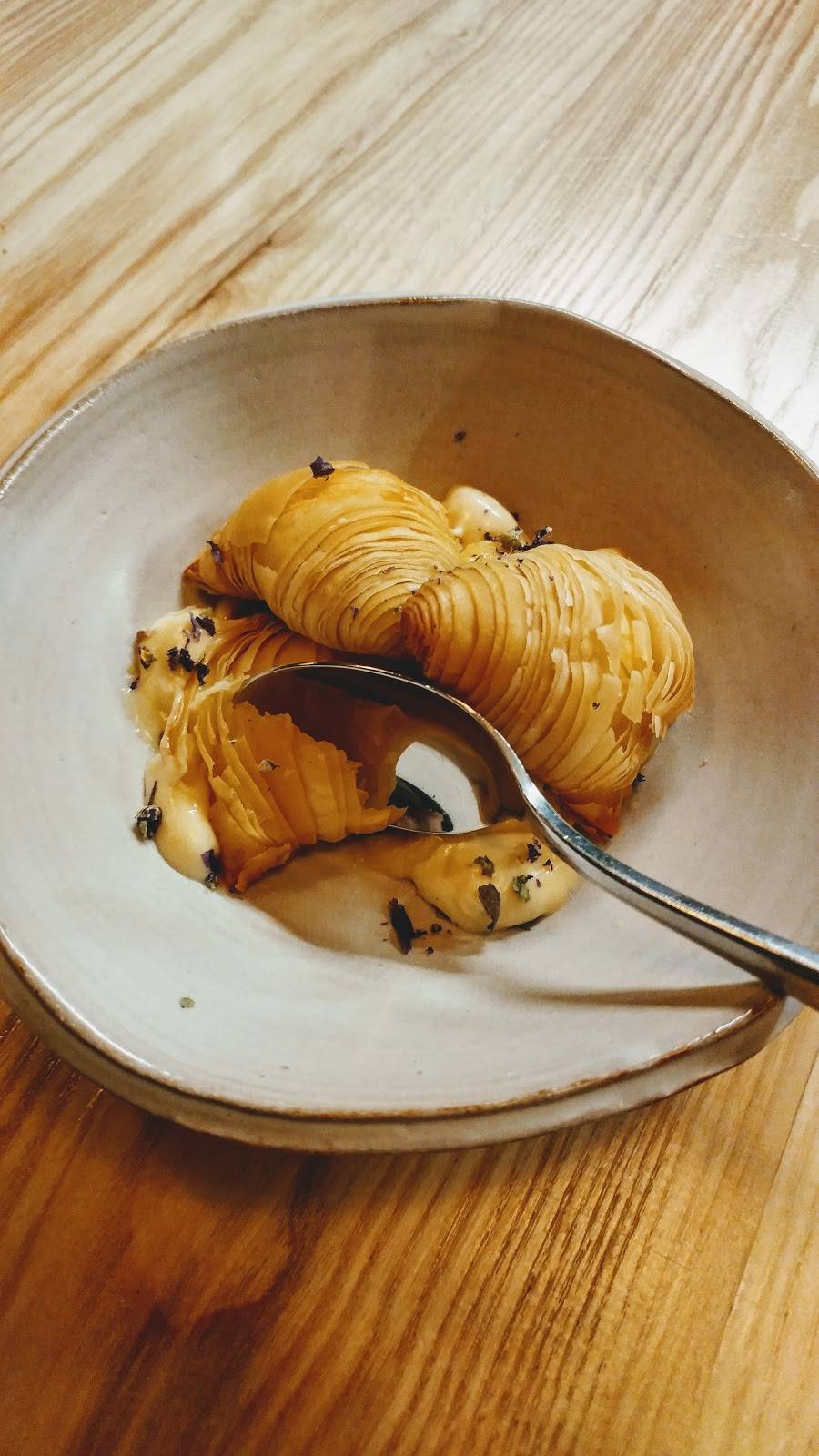 Le Flamant | restaurant | 4043 Rue Ontario E, Montréal, QC H1W 1T3, Canada | 5145434245 OR +1 514-543-4245