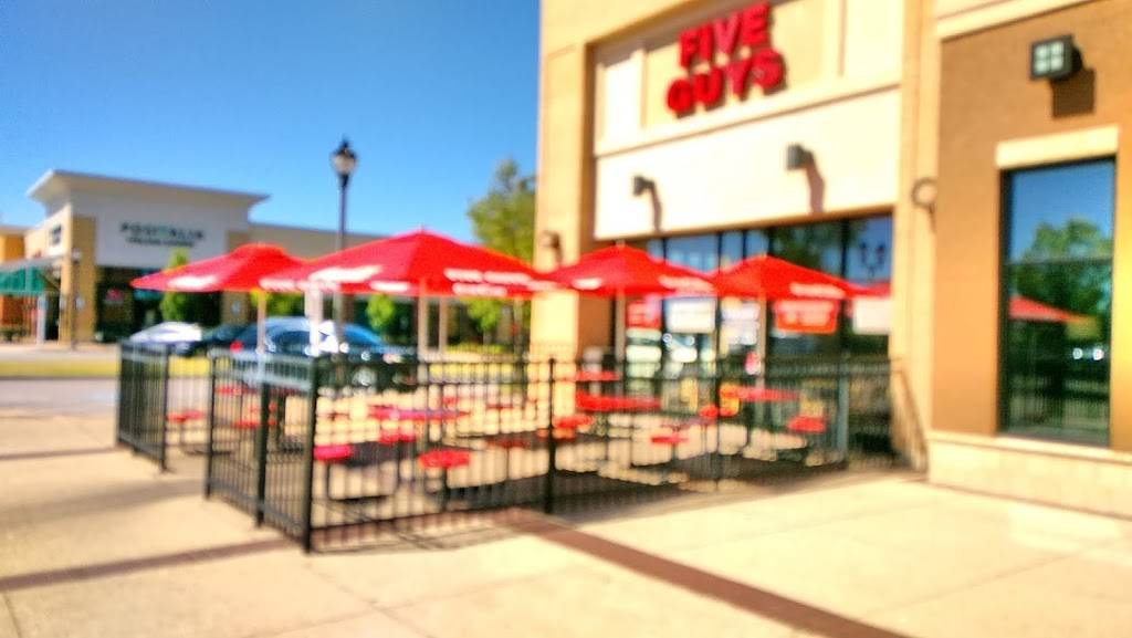 Five Guys | meal takeaway | 6801 Parker Farm Dr, Wilmington, NC 28405, USA | 9102569069 OR +1 910-256-9069