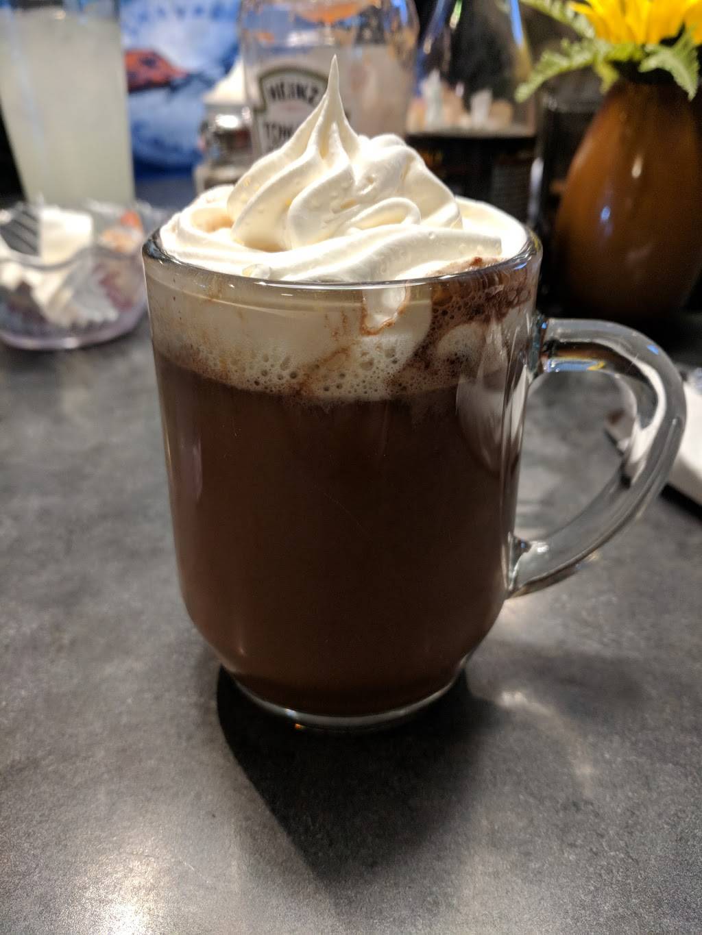 Berardis Family Restaurant | restaurant | 218 Cleveland Rd E, Huron, OH 44839, USA | 4194334123 OR +1 419-433-4123