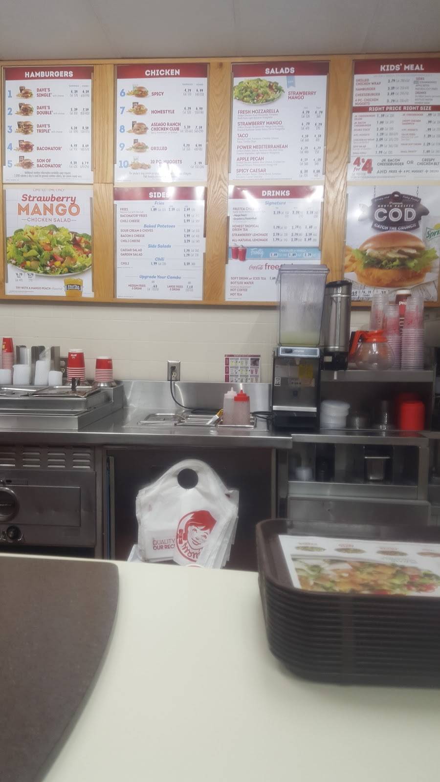 Wendys | restaurant | 6324 Dixie Hwy, Bridgeport, MI 48722, USA | 9897778110 OR +1 989-777-8110