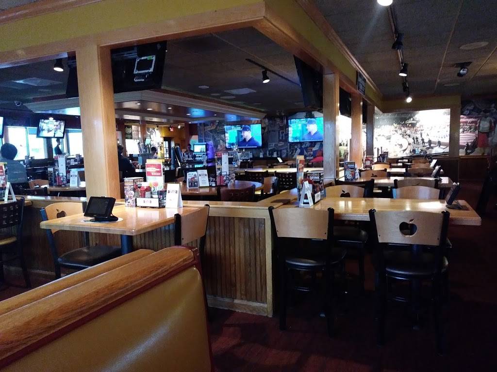 Applebees Grill + Bar | restaurant | 37004 Van Dyke Ave, Sterling Heights, MI 48312, USA | 5862689801 OR +1 586-268-9801