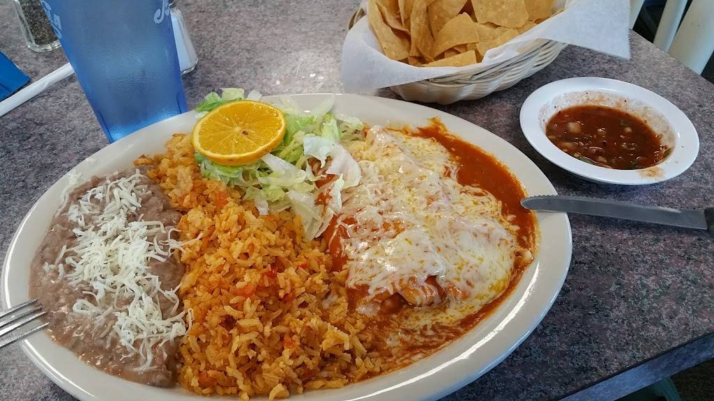 Mariscolandia | restaurant | 115 N McKinley St Ste 101, Corona, CA 92879, USA | 9515208762 OR +1 951-520-8762