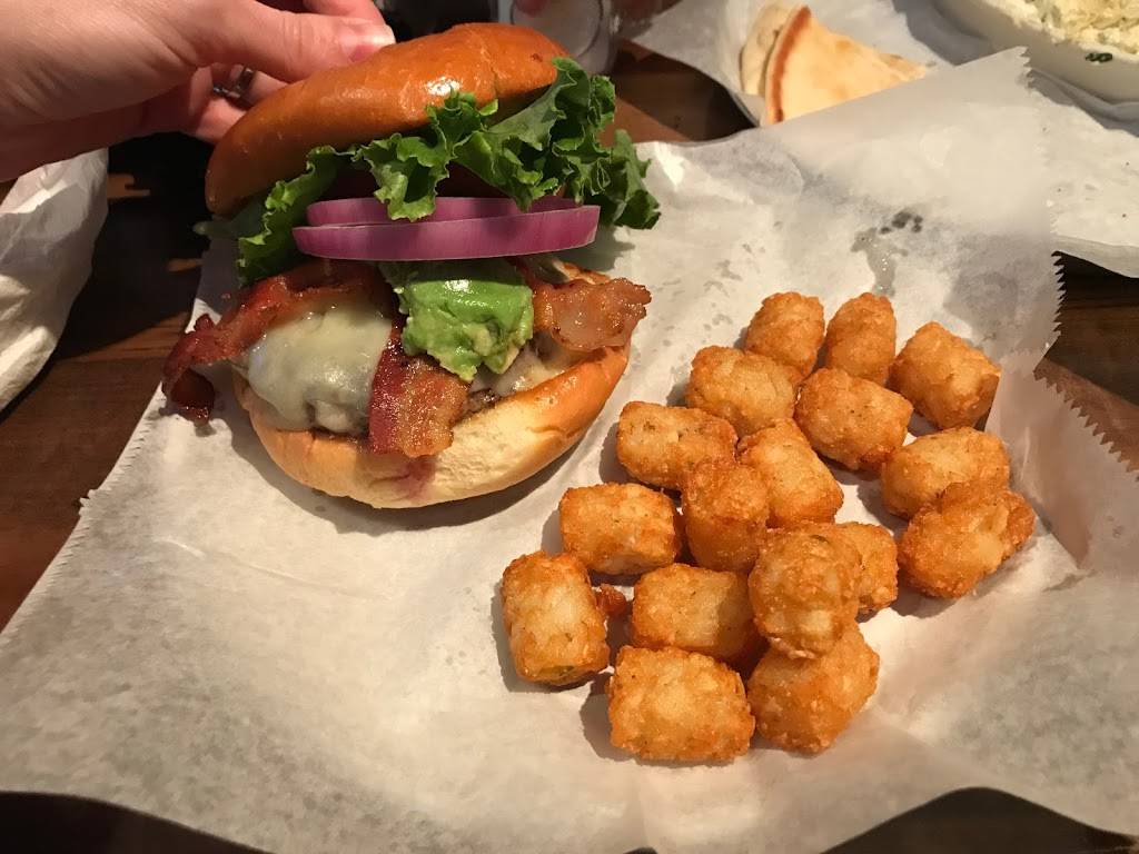 Tipsyz Tavern & Grill | restaurant | 805 Westchester Dr, High Point, NC 27262, USA | 3368870230 OR +1 336-887-0230