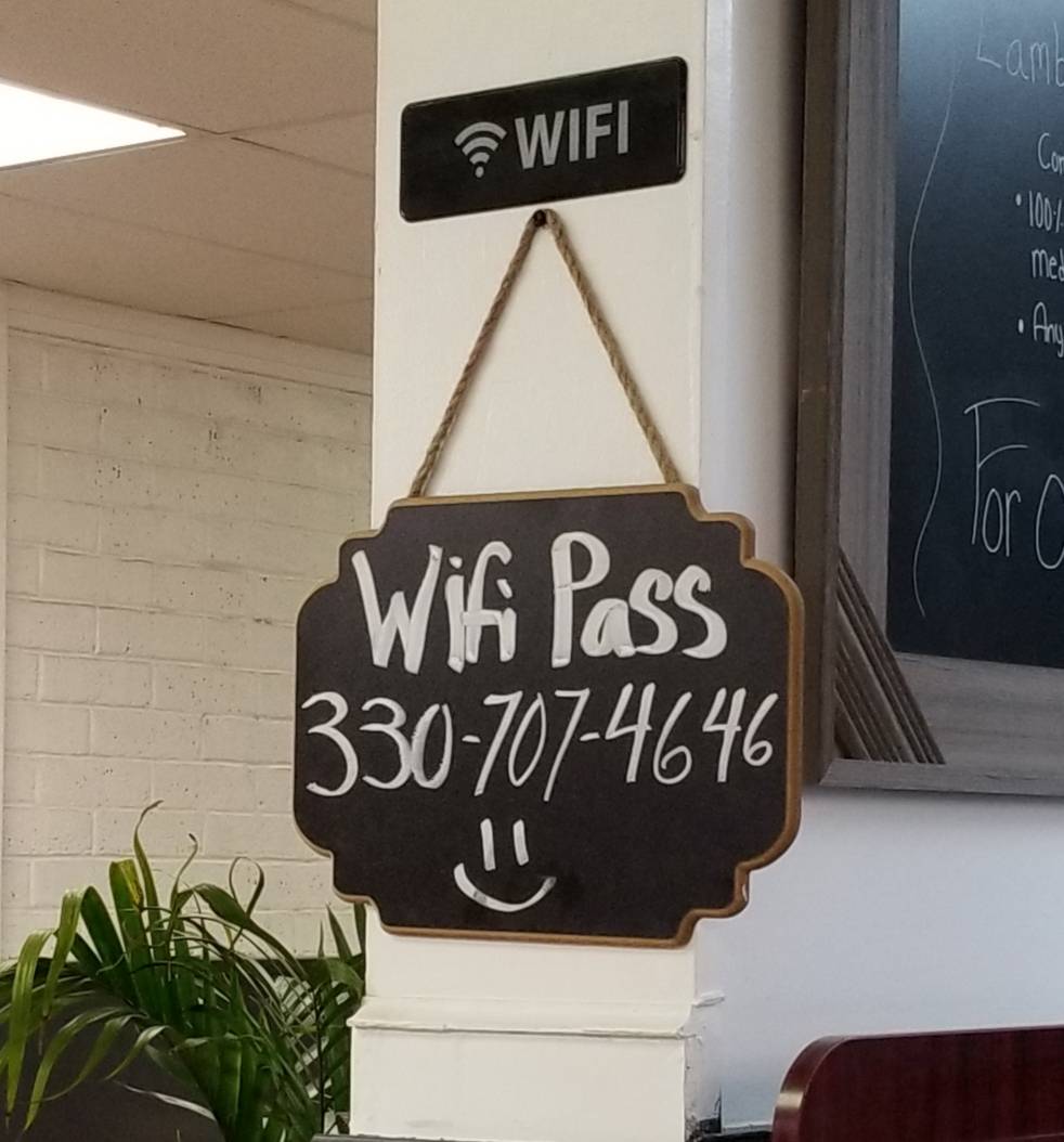 Pizza N Gyro Place | restaurant | 3707 Belmont Ave, Youngstown, OH 44505, USA | 2342289401 OR +1 234-228-9401