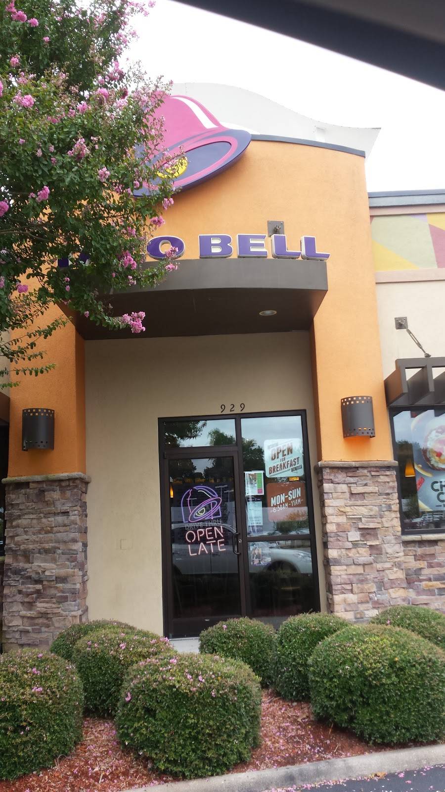 Taco Bell | meal takeaway | 929 N Battlefield Blvd, Chesapeake, VA 23320, USA | 7574360414 OR +1 757-436-0414