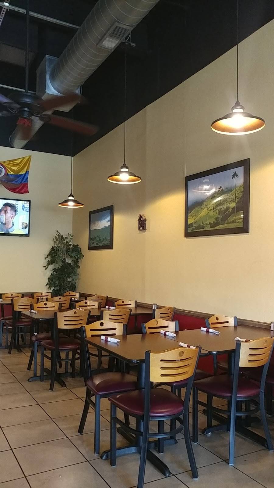 El Cafetal | restaurant | 4409 Old Monroe Rd, Indian Trail, NC 28079, USA | 7046841224 OR +1 704-684-1224