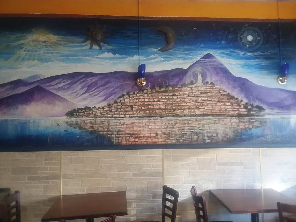 Janitzio Burrito | restaurant | 2933 N Broadway, Chicago, IL 60657, USA | 7739360144 OR +1 773-936-0144