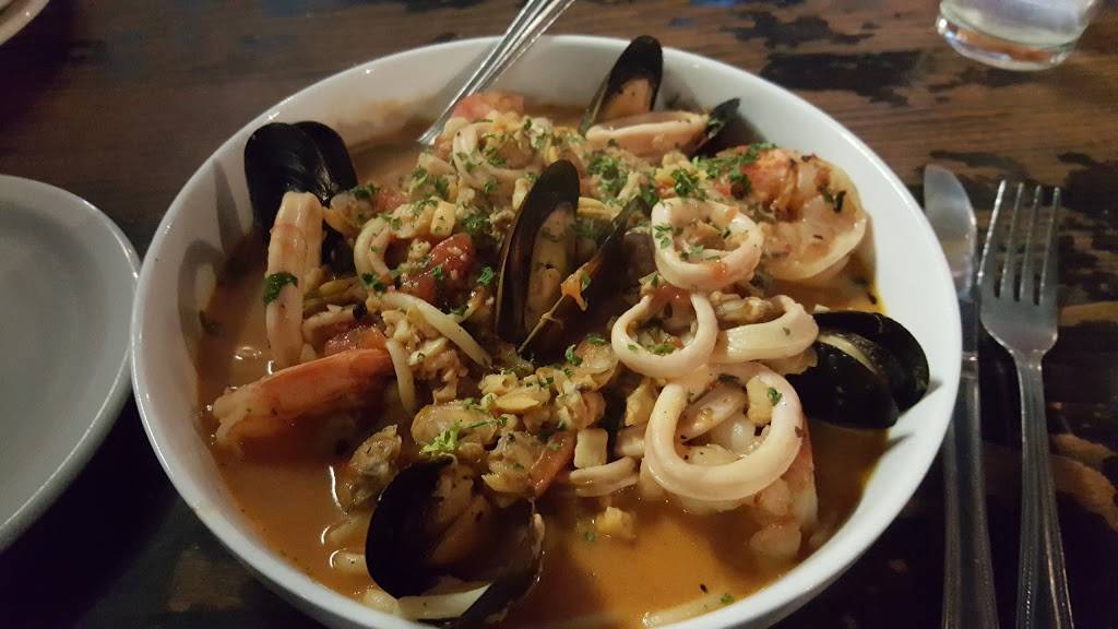 La Piazza Al Forno | restaurant | 5803 W Glendale Ave, Glendale, AZ 85301, USA | 6238473301 OR +1 623-847-3301