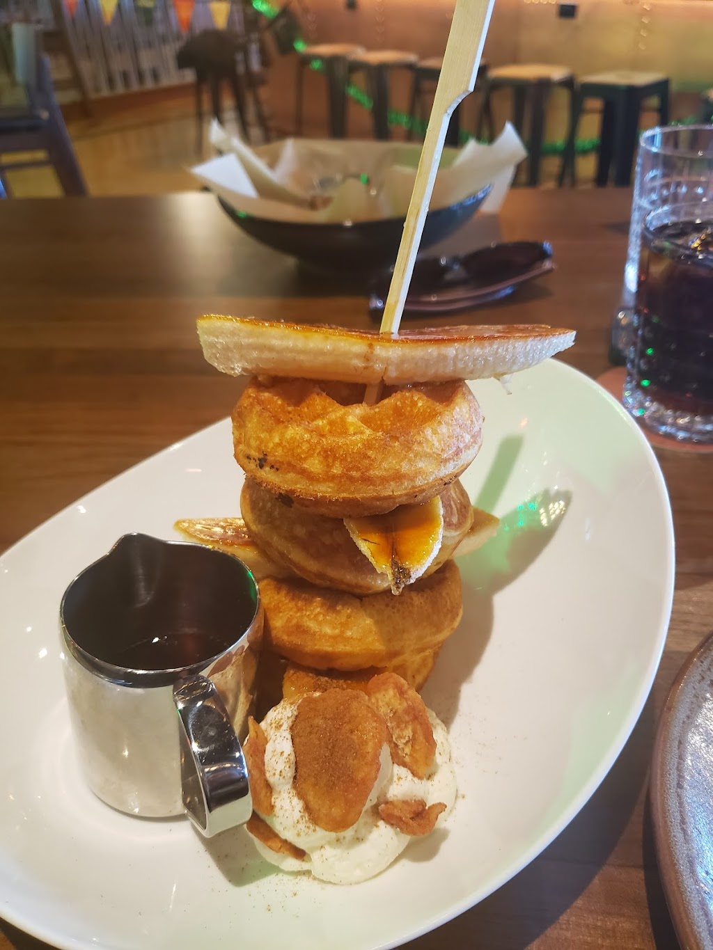 Zades Lounge | restaurant | 22 E Chicago Ave Suite #115, Naperville, IL 60540, USA | 6308643190 OR +1 630-864-3190