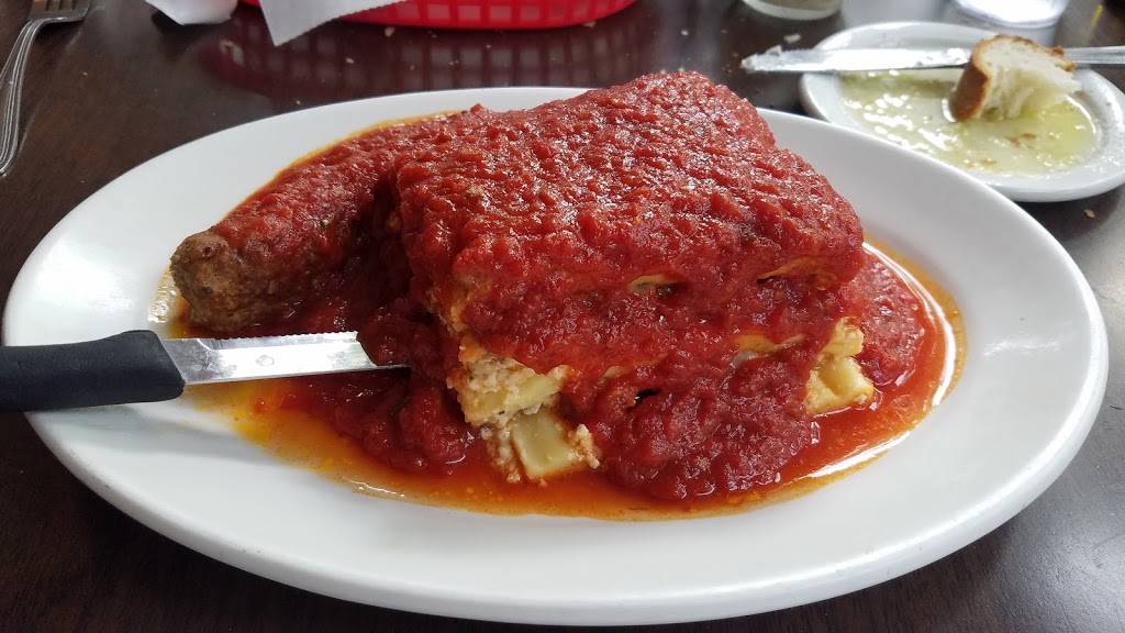 Tufanos Vernon Park Tap | restaurant | 1073 W Vernon Park Pl, Chicago, IL 60607, USA | 3127333393 OR +1 312-733-3393