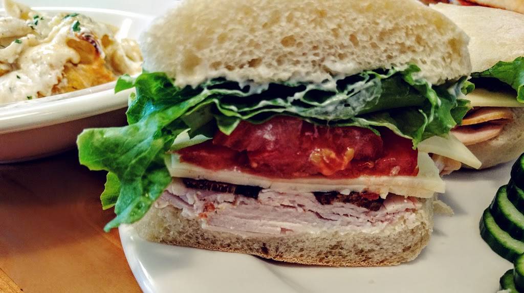 Killington Avenue Market-Deli | restaurant | 22 Killington Ave, Rutland, VT 05701, USA | 8027732412 OR +1 802-773-2412