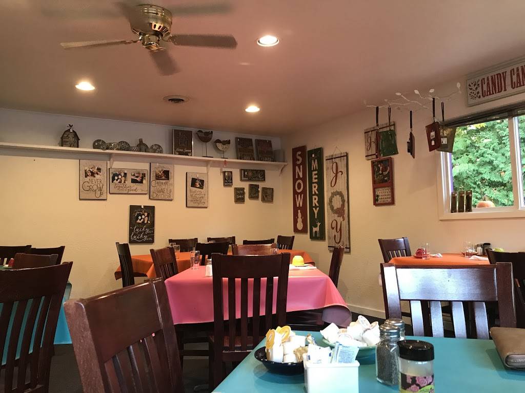 Village Cafe | cafe | 7918 WI-42, Egg Harbor, WI 54209, USA | 9208683342 OR +1 920-868-3342