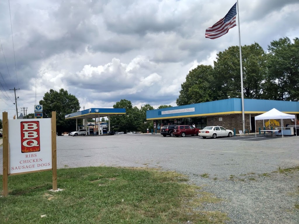 The Neighborhood Store BBQ Grill | restaurant | 1301 S Eugene St, Greensboro, NC 27406, USA | 3363706031 OR +1 336-370-6031