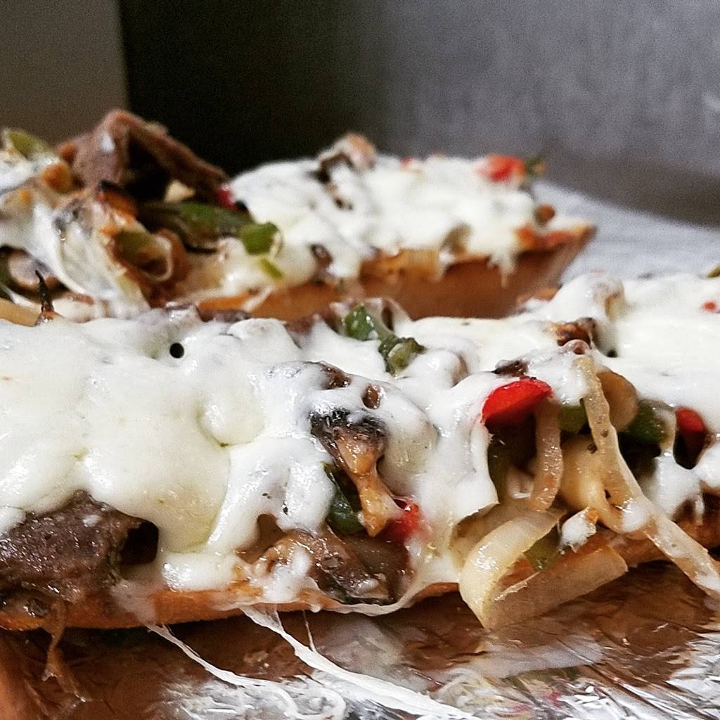 Lilys Pizza & Pasta | restaurant | 1107 Lorne Park Rd Unit 5, Mississauga, ON L5H 3A1, Canada | 9059902676 OR +1 905-990-2676