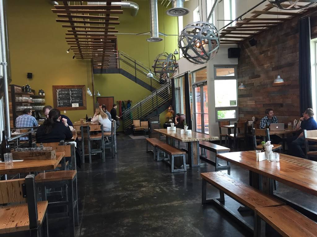 pFriem Family Brewers | restaurant | 707 Portway Ave #101, Hood River, OR 97031, USA | 5413210490 OR +1 541-321-0490