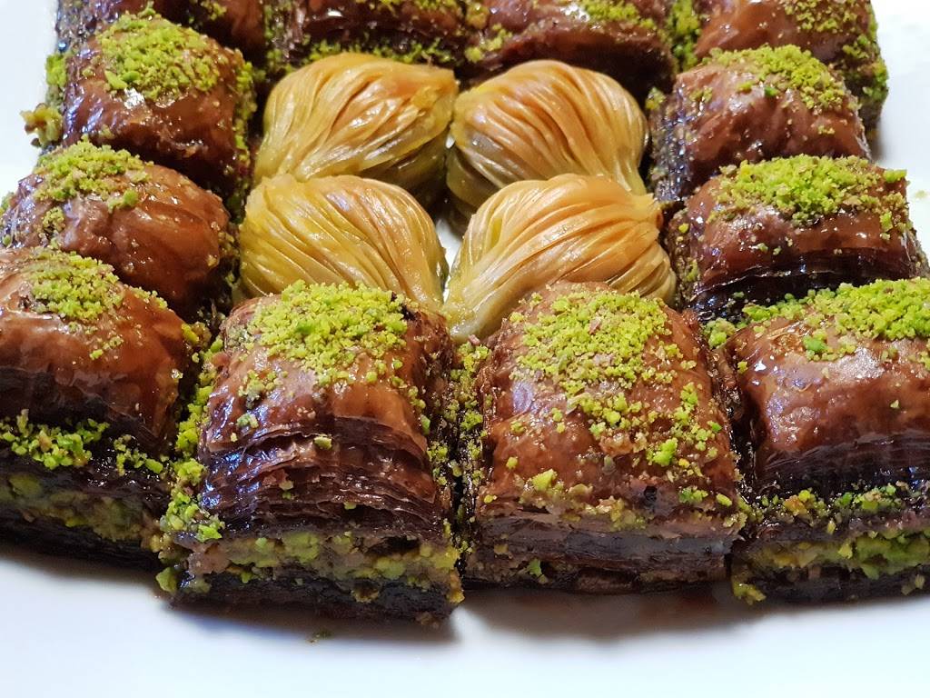 Salims Middle Eastern Food | restaurant | 4705 Centre Ave, Pittsburgh, PA 15213, USA | 4126218110 OR +1 412-621-8110