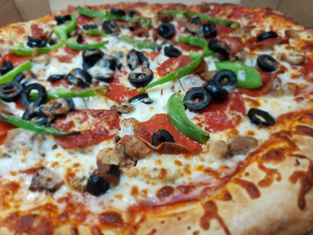 Luigis Pizza | restaurant | 5011 Arctic Blvd H, Anchorage, AK 99503, USA | 9075621920 OR +1 907-562-1920