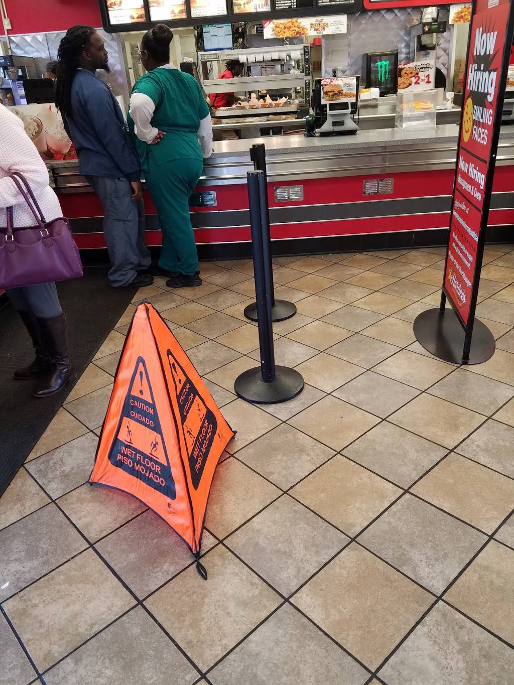 Hardees | restaurant | 2921 Randleman Rd, Greensboro, NC 27406, USA | 3362744063 OR +1 336-274-4063