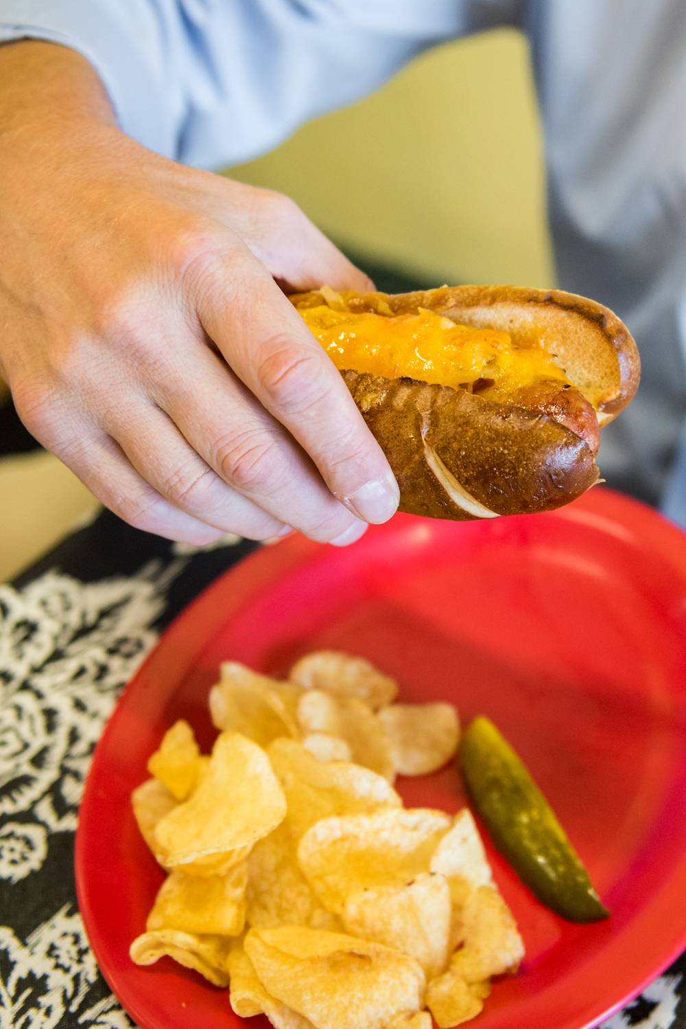 Clara Belles Restaurant | restaurant | 105 N Main St, McLoud, OK 74851, USA | 4059646338 OR +1 405-964-6338