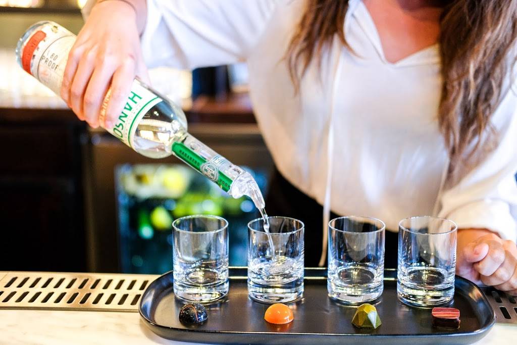 Hanson of Sonoma Tasting Room at Hanson Gallery | restaurant | 669 Bridgeway, Sausalito, CA 94965, USA | 4153321815 OR +1 415-332-1815