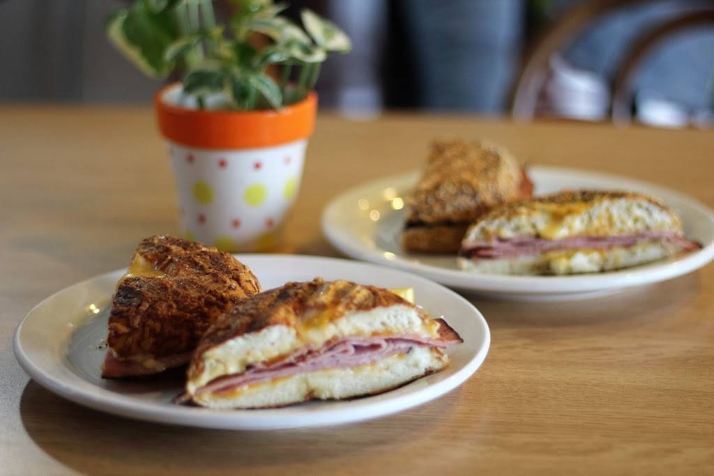 Waldens Coffeehouse | cafe | 1170 S Wells Ave, Reno, NV 89519, USA | 7753226100 OR +1 775-322-6100