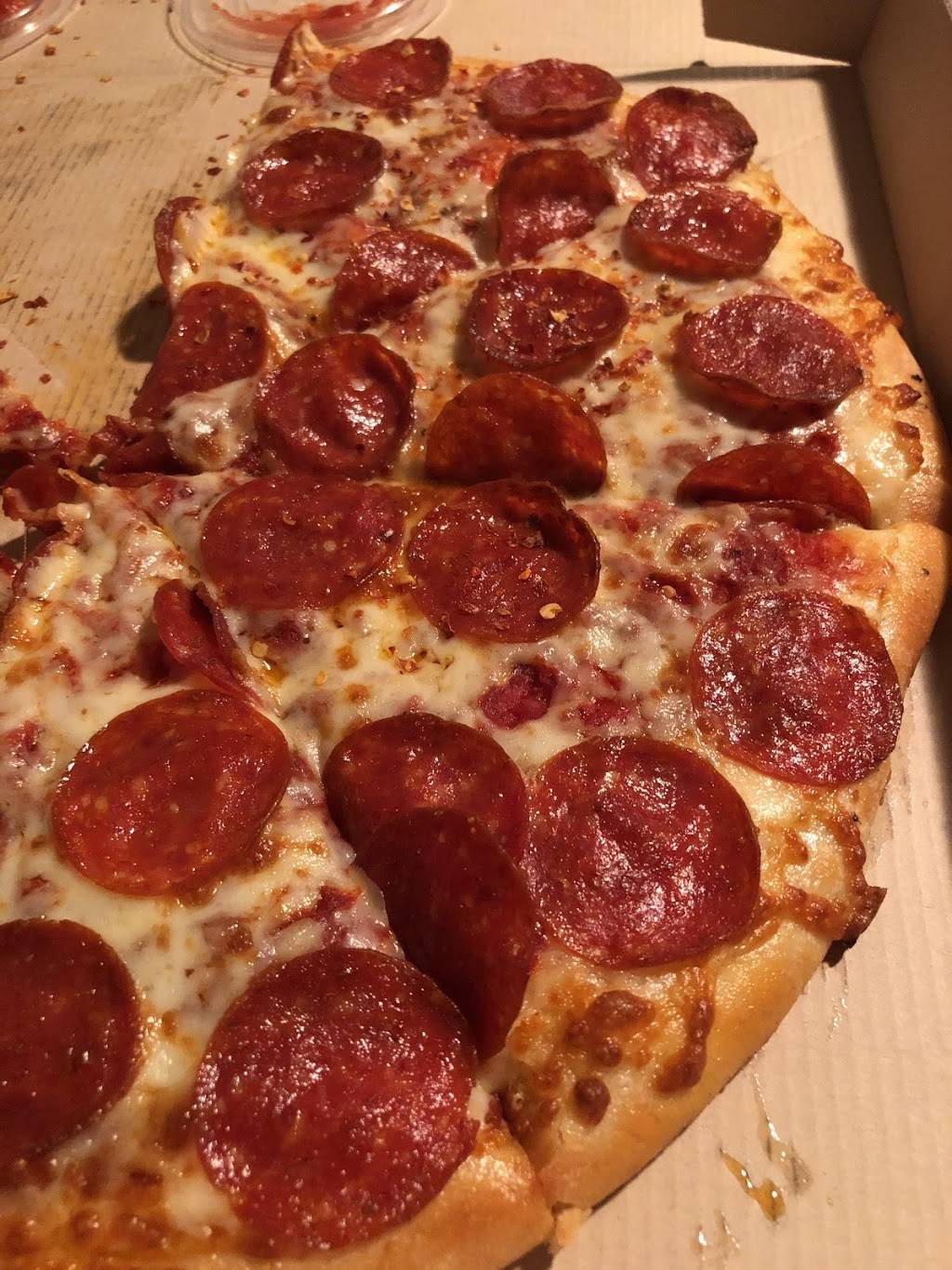 Little Caesars Pizza | meal takeaway | 2601 E 7th St, Austin, TX 78702, USA | 5124823100 OR +1 512-482-3100
