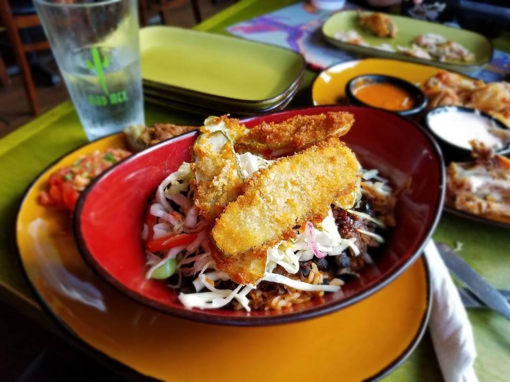 Mad Mex | restaurant | 7905 McKnight Rd, Pittsburgh, PA 15237, USA | 4123665656 OR +1 412-366-5656