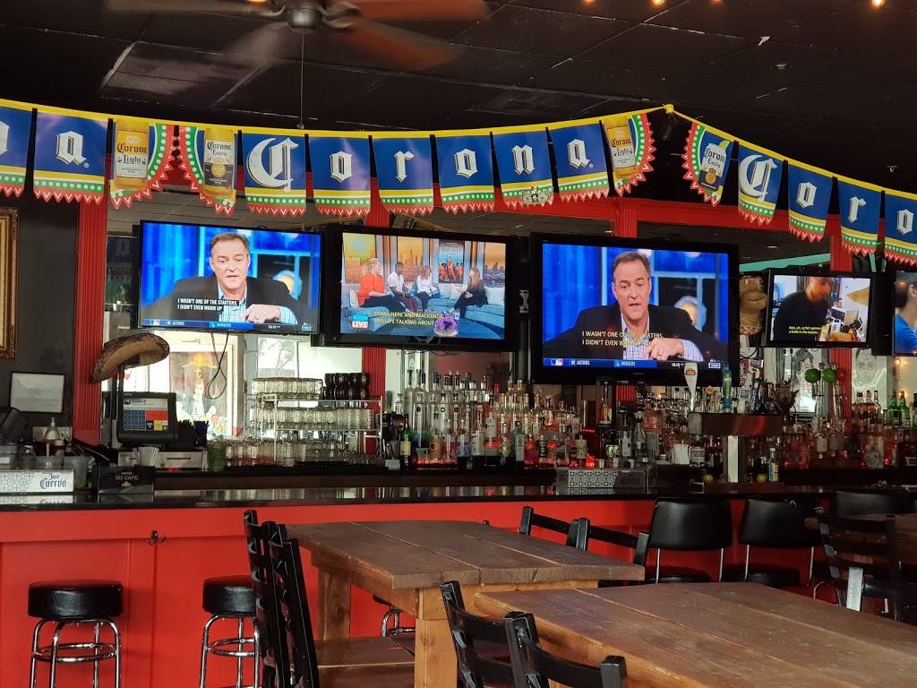 Johnny Tequilas Bar + Cocina | night club | 2446, 586 Raritan Rd, Roselle, NJ 07203, USA | 9082410600 OR +1 908-241-0600