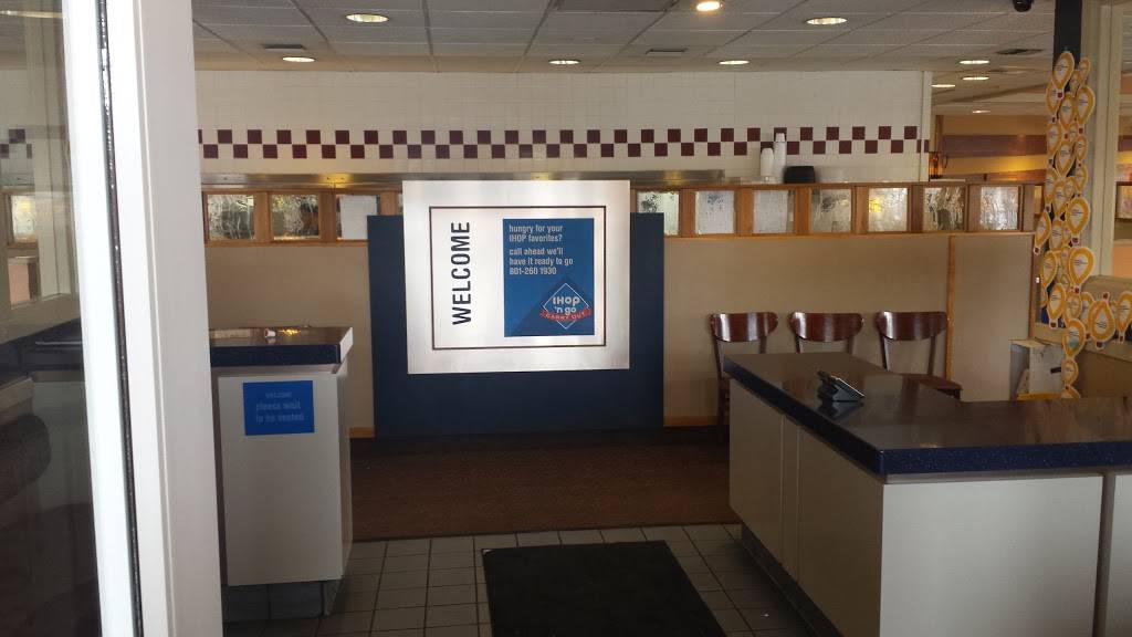 IHOP | restaurant | 7188 Plaza Center Dr, West Jordan, UT 84084, USA | 8012601930 OR +1 801-260-1930