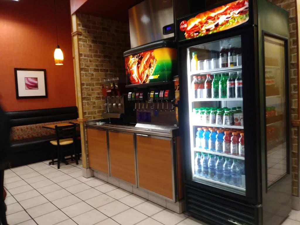 Subway Restaurants | restaurant | 1850 SW Skyline Blvd #3a, Portland, OR 97221, USA | 5034459580 OR +1 503-445-9580