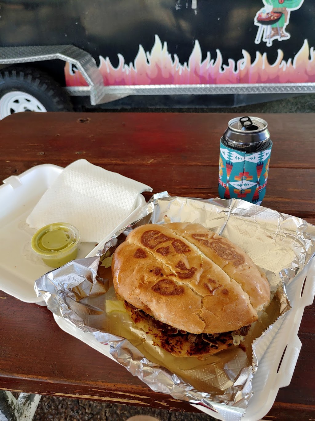 Pumbah’s Tacos & Burgers | restaurant | 201 W 1st St, Dumas, TX 79029, USA | 8069227336 OR +1 806-922-7336