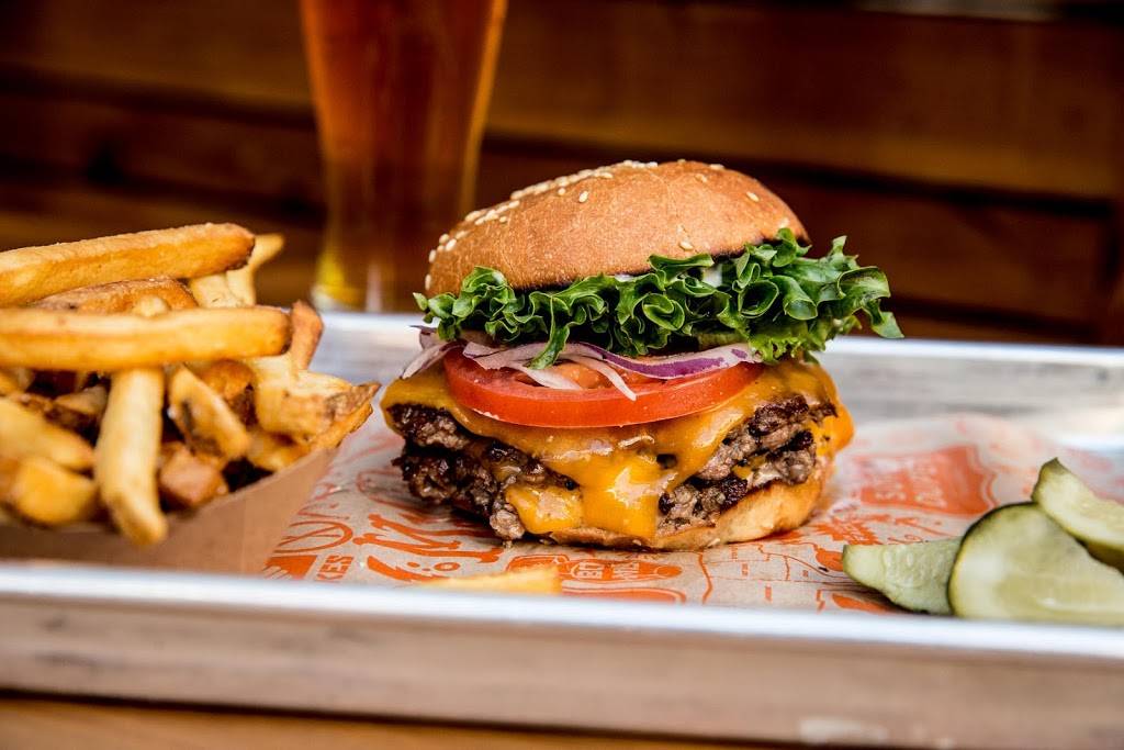 Super Duper Burgers | restaurant | 5399 Prospect Rd, San Jose, CA 95129, USA | 4083439000 OR +1 408-343-9000