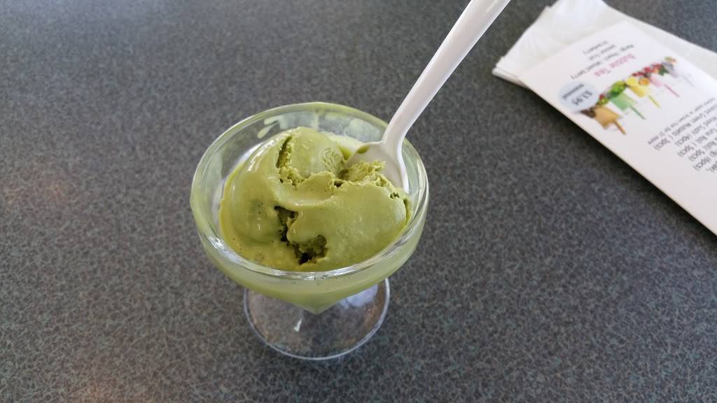 Teriyaki Sushi At Waterford | restaurant | 13544 Waterford Pl, Midlothian, VA 23112, USA | 8047633245 OR +1 804-763-3245