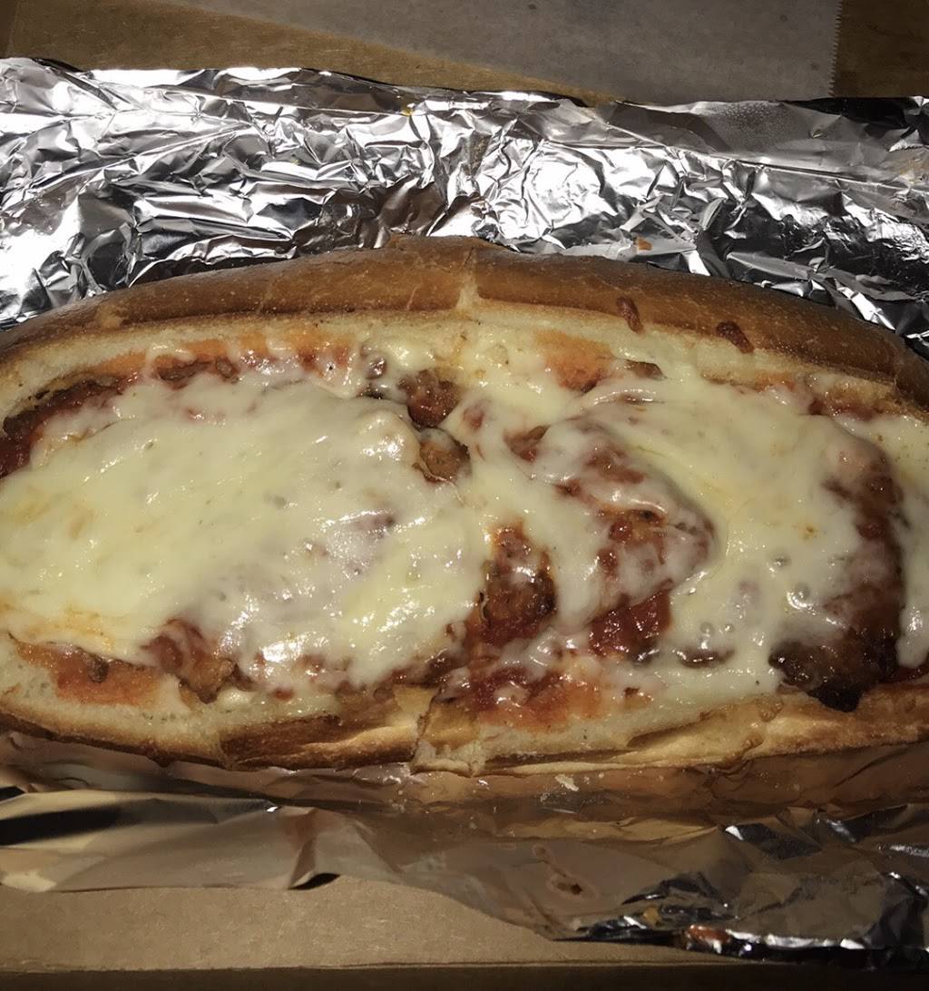 Jerrys Pizzeria | restaurant | 2094 Starling Ave, Bronx, NY 10462, USA | 7187924646 OR +1 718-792-4646