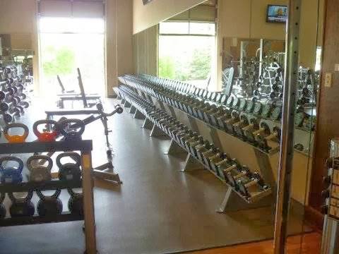 Ultimate Fitness & Training Center | restaurant | 11111 Greenbrier Rd, Minnetonka, MN 55305, USA | 9522418500 OR +1 952-241-8500