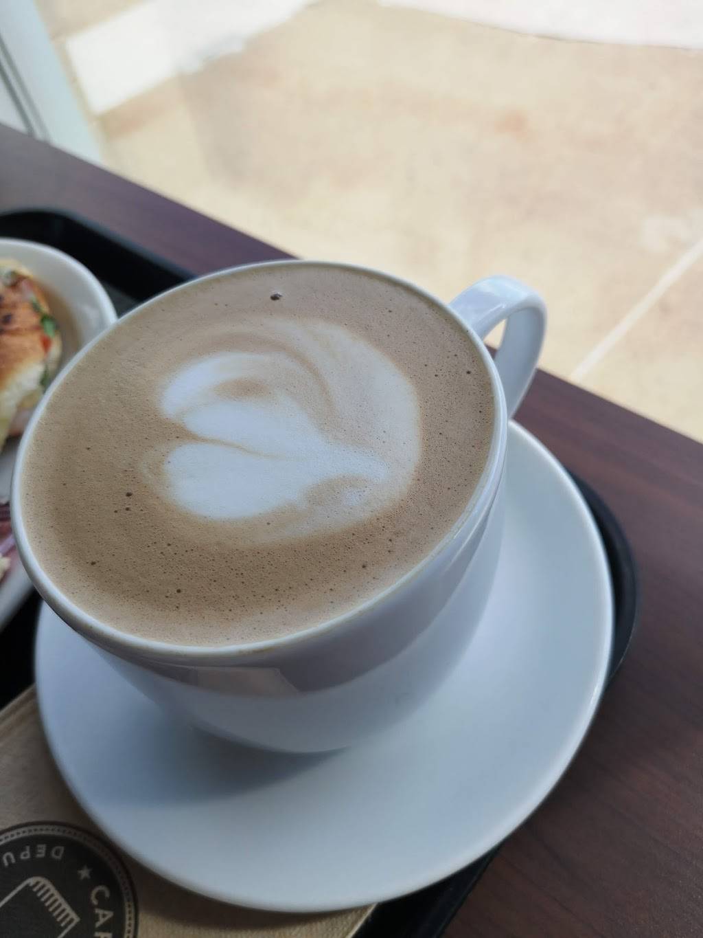 Café Dépôt | restaurant | 655 Rue de la Concorde, Saint-Romuald, QC G6W 8A7, Canada | 4188399272 OR +1 418-839-9272