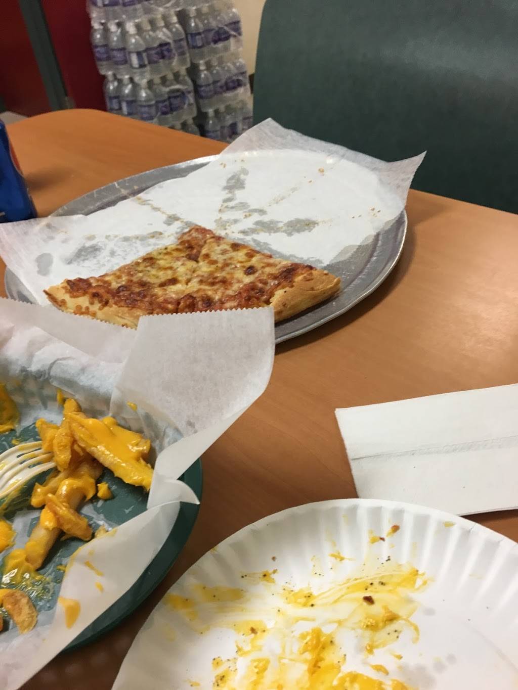 Secane Pizza | restaurant | 925 Providence Rd, Secane, PA 19018, USA | 6106225215 OR +1 610-622-5215