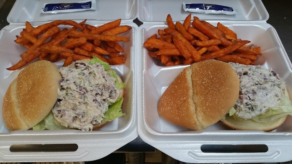 GARYS SOUTHERN GRILL | restaurant | 5467 Brown St, Graceville, FL 32440, USA | 8502638188 OR +1 850-263-8188