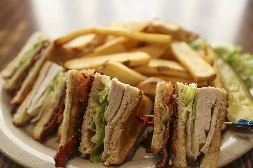 Long Beach Cafe | restaurant | 615 E Ocean Blvd, Long Beach, CA 90802, USA | 5624366037 OR +1 562-436-6037