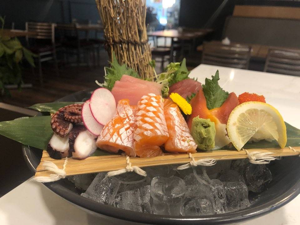 Sushi haru haru | restaurant | 181 Rue Principale, Gatineau, QC J9H 6J9, Canada | 8195577788 OR +1 819-557-7788