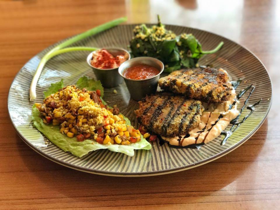 Leafy Greens Cafe | restaurant | 1626 Central Ave, St. Petersburg, FL 33712, USA | 7272897087 OR +1 727-289-7087