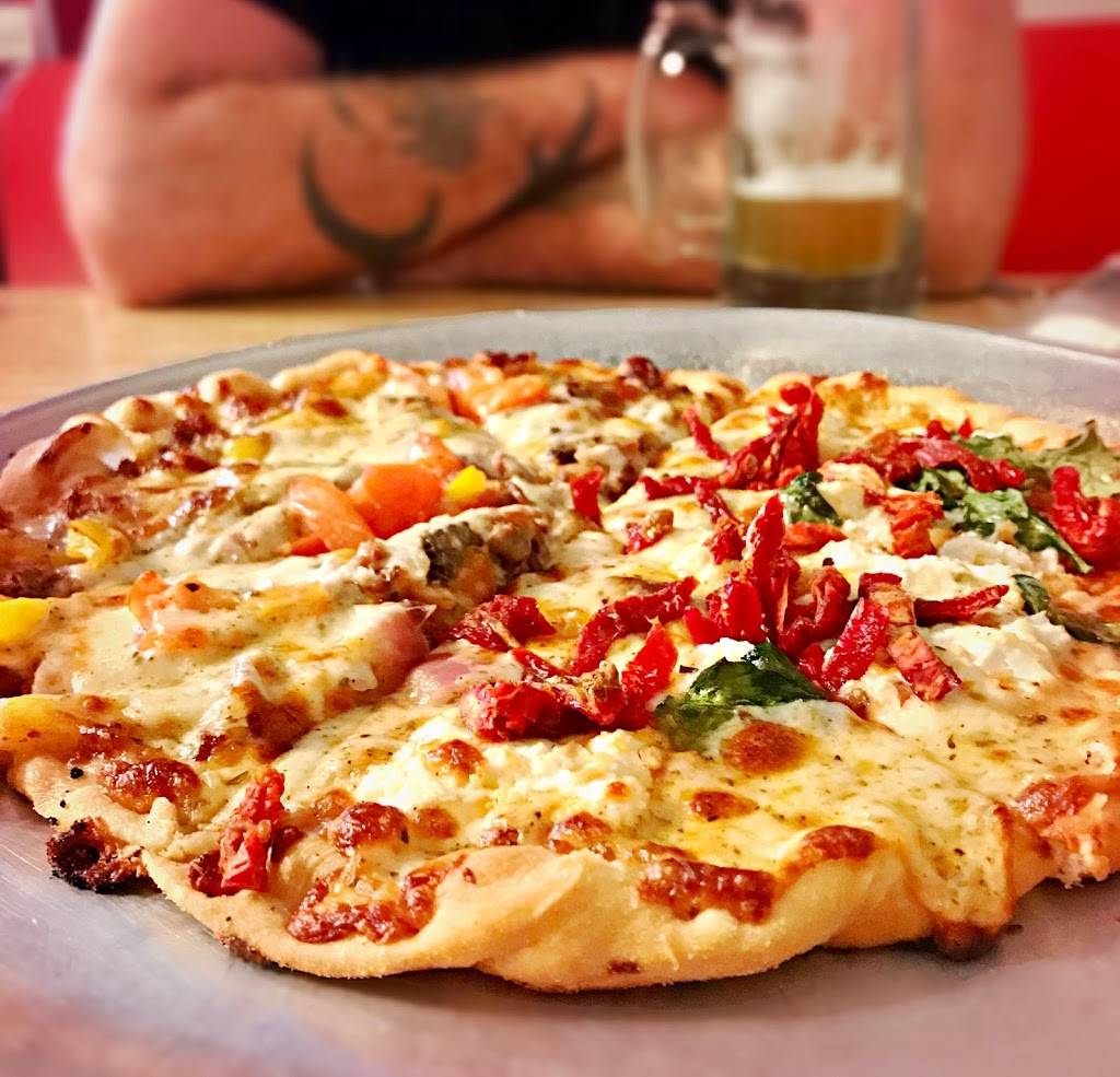 Broadway Pizza | restaurant | 2581 Broad Ave, Memphis, TN 38112, USA | 9014547930 OR +1 901-454-7930