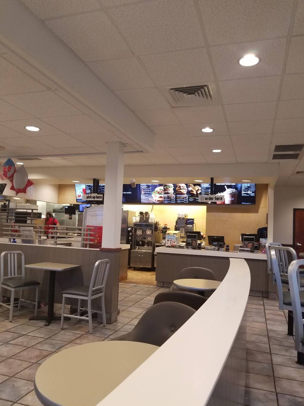 McDonalds | cafe | 701 11th St SW, Spencer, IA 51301, USA | 7125808864 OR +1 712-580-8864