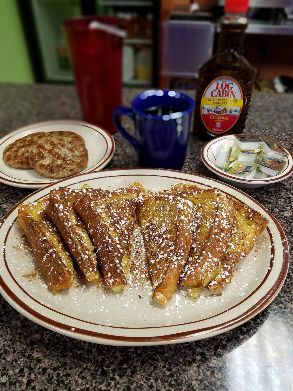 Livonia breakfast club | restaurant | 17162 Farmington Rd, Livonia, MI 48152, USA | 7344694103 OR +1 734-469-4103