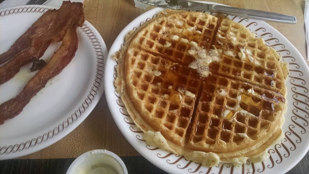 Waffle House | meal takeaway | 121 Waterfront Way, Dalton, GA 30720, USA | 7062777704 OR +1 706-277-7704