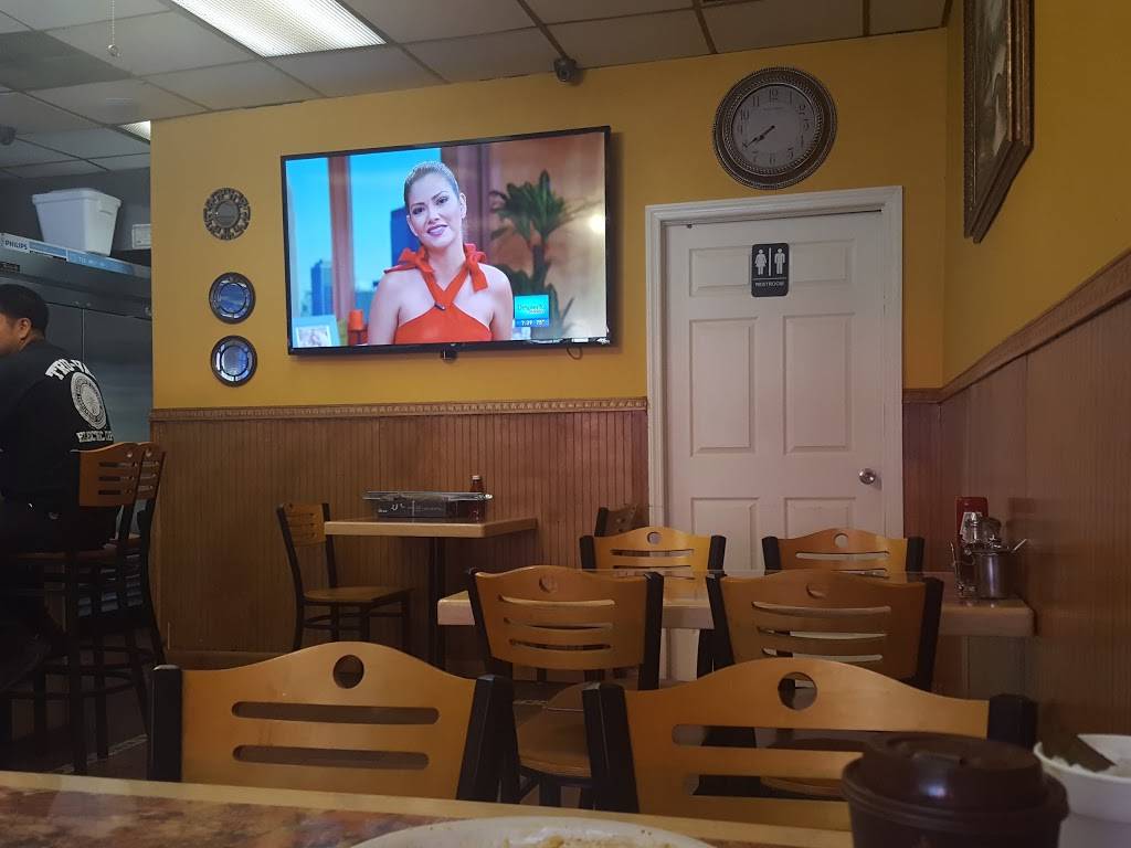 El Carretero Restaurante & Panadería La 35 | bakery | 3500 Bergenline Ave, Union City, NJ 07087, USA | 2018636681 OR +1 201-863-6681