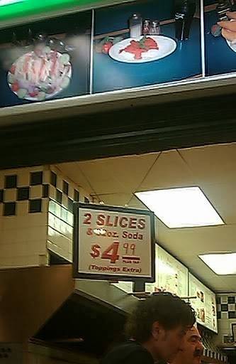 III Illianos Pizza | restaurant | 24 E Ridge Pike, Conshohocken, PA 19428, USA | 6103970272 OR +1 610-397-0272