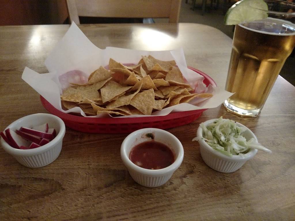 Taqueria Los Cazadores | restaurant | 2805 Wheaton Way, Bremerton, WA 98310, USA | 3604793230 OR +1 360-479-3230