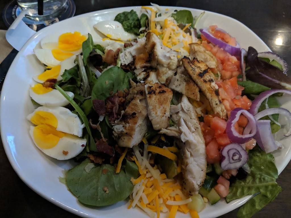 St. Louis Bar & Grill | restaurant | 300 Fourth Ave, St. Catharines, ON L2S 0E6, Canada | 9056829464 OR +1 905-682-9464